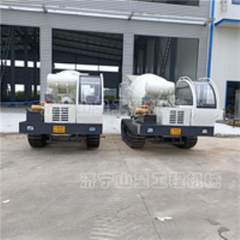 履帶水泥攪拌機(jī) 2方商混拌合機(jī) 全地形水泥罐車(chē)