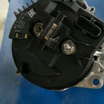 0124555065奔馳4141泵車發(fā)電機