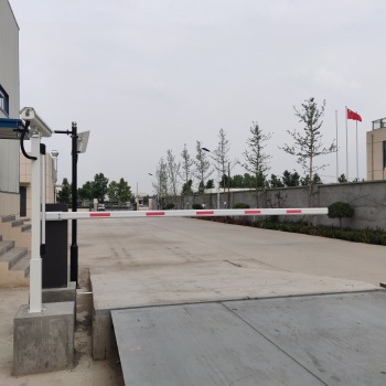 無(wú)人值守汽車(chē)衡自動(dòng)稱(chēng)重系統(tǒng)刷卡過(guò)磅