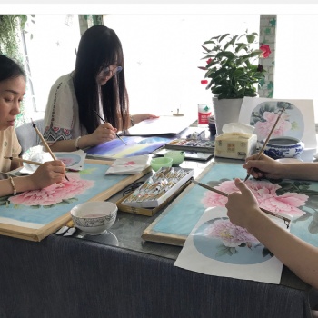 南京國畫班南京水彩班南京少兒學(xué)國畫