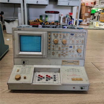 Tektronix 泰克370A晶體管測(cè)試儀