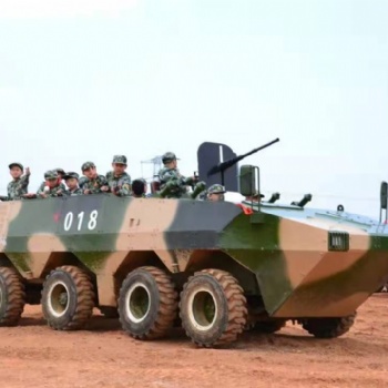 軍事模型廠家，影視道具模型定制設(shè)計(jì)制作廠家軍事拓展基地設(shè)備供應(yīng)