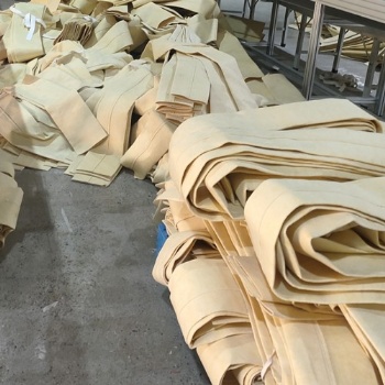 玄武巖布袋耐高溫布袋pps材質(zhì)氟美斯布袋p84除塵布袋使用溫度表耐酸堿除塵器過(guò)濾布袋260°使用耐高