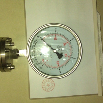 供應(yīng) Y-100BF衛(wèi)生型隔膜壓力表