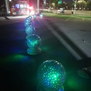 發光障礙球，發光止車石
