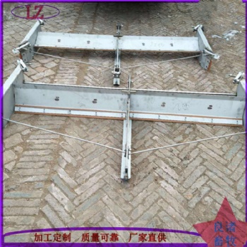 全自動(dòng)不銹鋼刮糞機(jī) 自動(dòng)清糞機(jī) V型刮板 豬場(chǎng)刮糞機(jī)設(shè)計(jì)