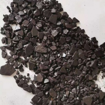 澤浩化工出售片狀石油瀝青，橡膠油漆均可用
