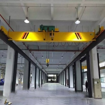 富陽地區(qū)，集裝箱吊機 旋轉(zhuǎn)碼頭吊機 整場起重機械回收拆除
