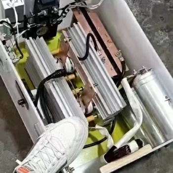 新型捕咸水海水脈沖魚機升壓器大型深水發(fā)電機后級逆變器機頭