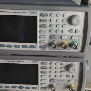**出售Keysight 33500B信號(hào)發(fā)生器