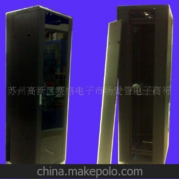 供應(yīng) 2.0-1.5優(yōu)質(zhì)豪華型網(wǎng)孔服務(wù)器機(jī)柜APTT6642 （機(jī)柜）