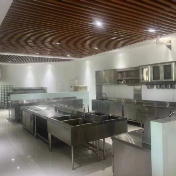 東莞鑫旺酒店大型油煙管道清洗商場工廠食堂排煙系統(tǒng)凈化器風(fēng)機(jī)清潔