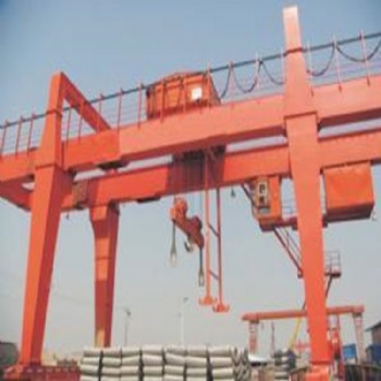上海報(bào)廢提梁機(jī)，架橋機(jī)回收拆除